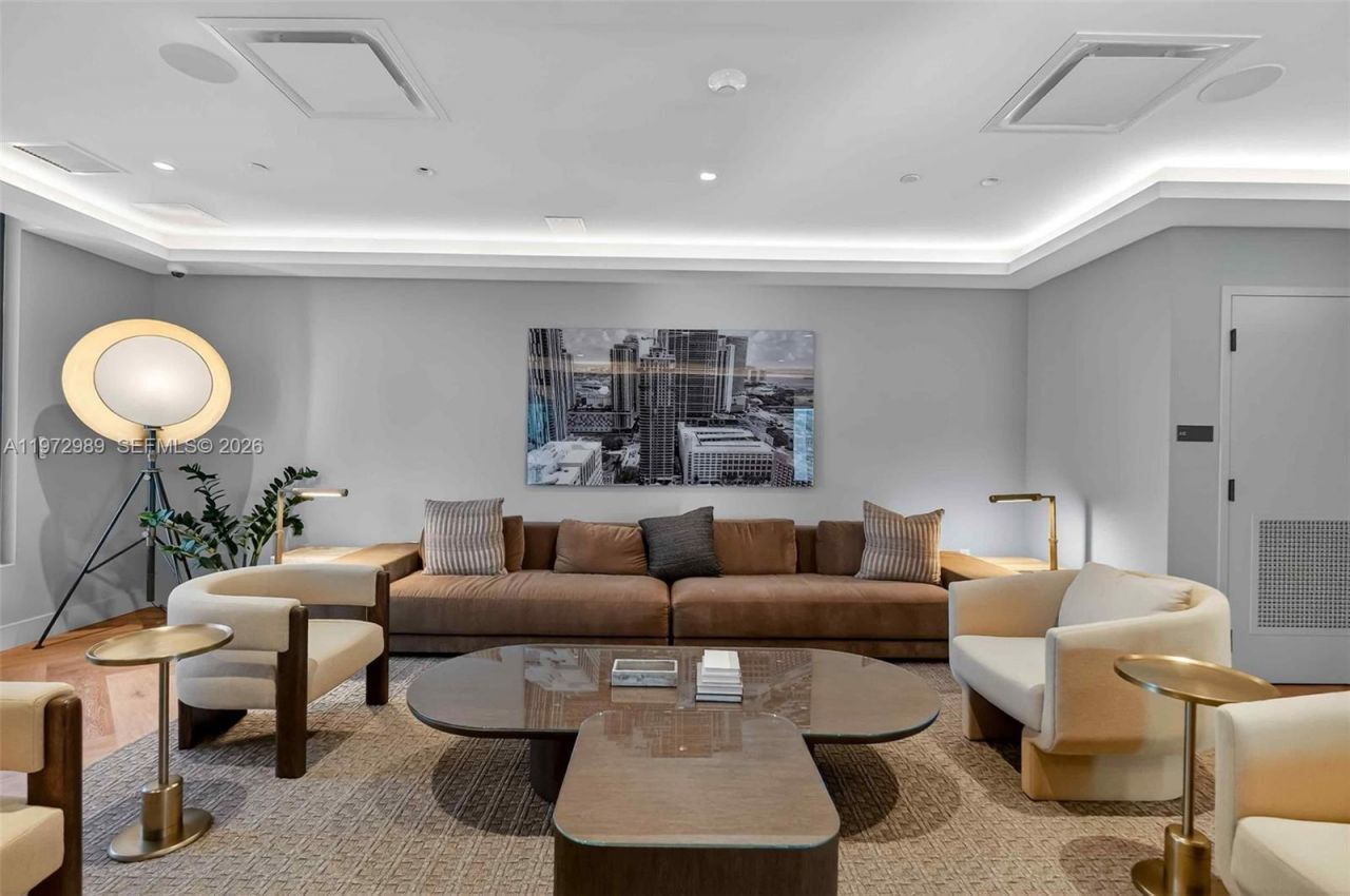 121 NE 5th St, Unit 710, Miami, FL 33132 Photo