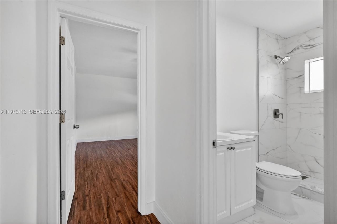 801 S Biscayne River Dr , Miami, FL 33169 Photo