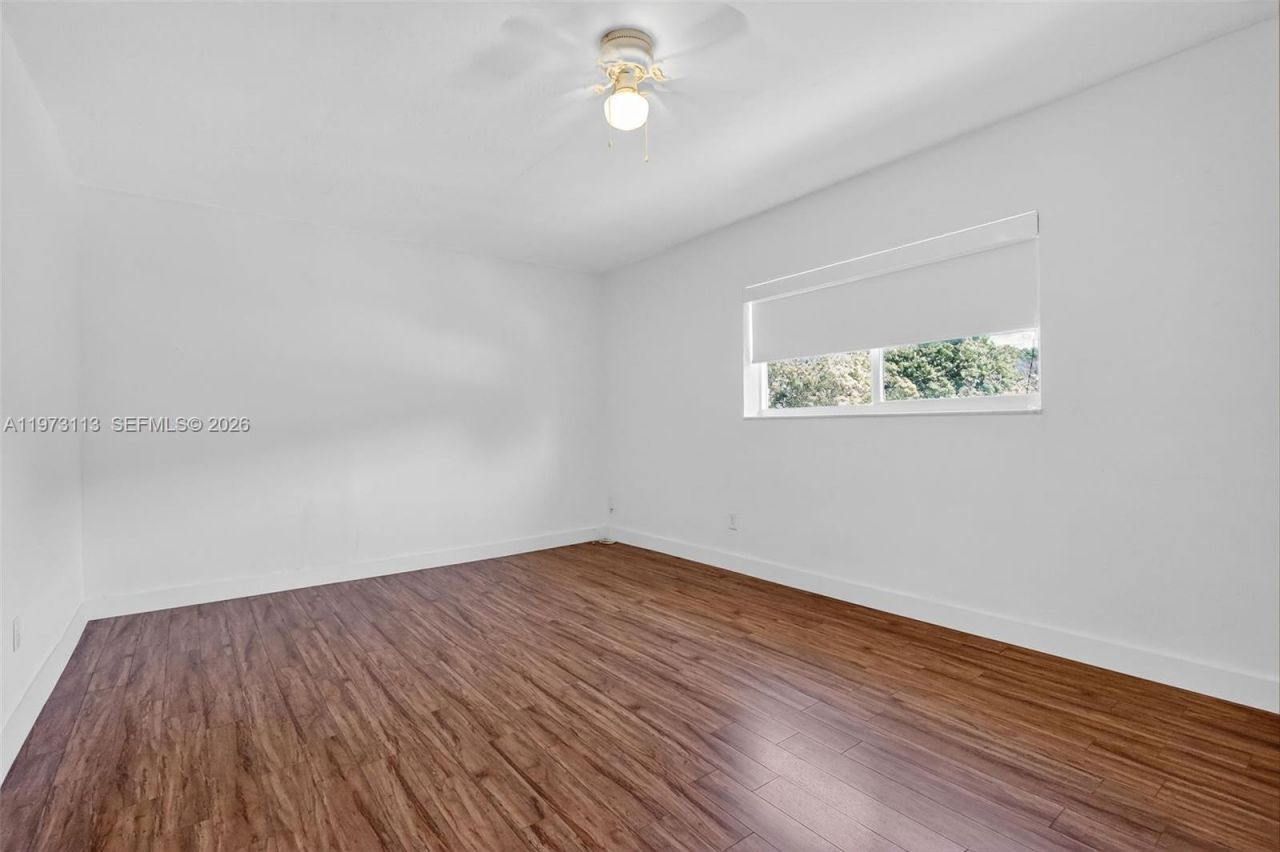 801 S Biscayne River Dr , Miami, FL 33169 Photo