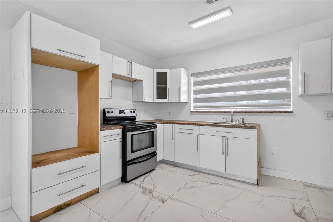 801 S Biscayne River Dr , Miami, FL 33169 Photo