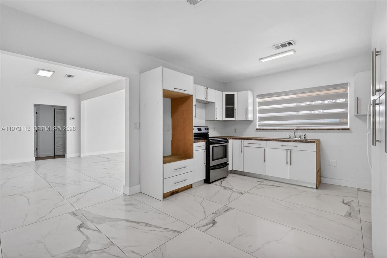 801 S Biscayne River Dr , Miami, FL 33169 Photo