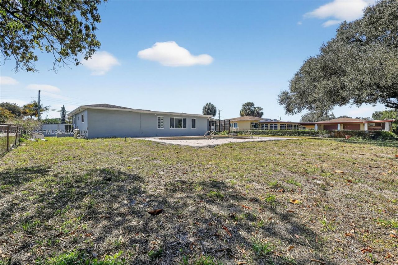 801 S Biscayne River Dr , Miami, FL 33169 Photo