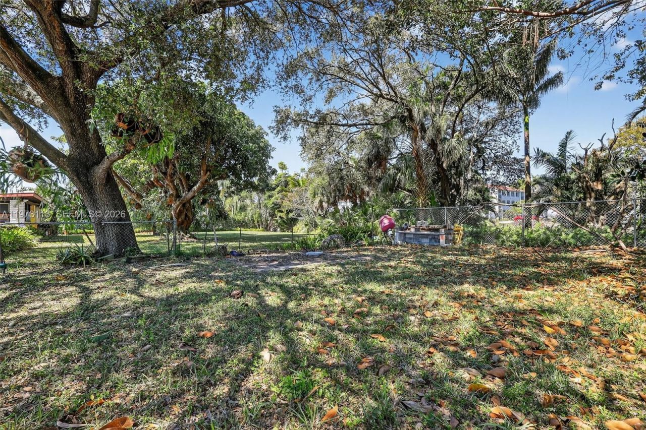 801 S Biscayne River Dr , Miami, FL 33169 Photo