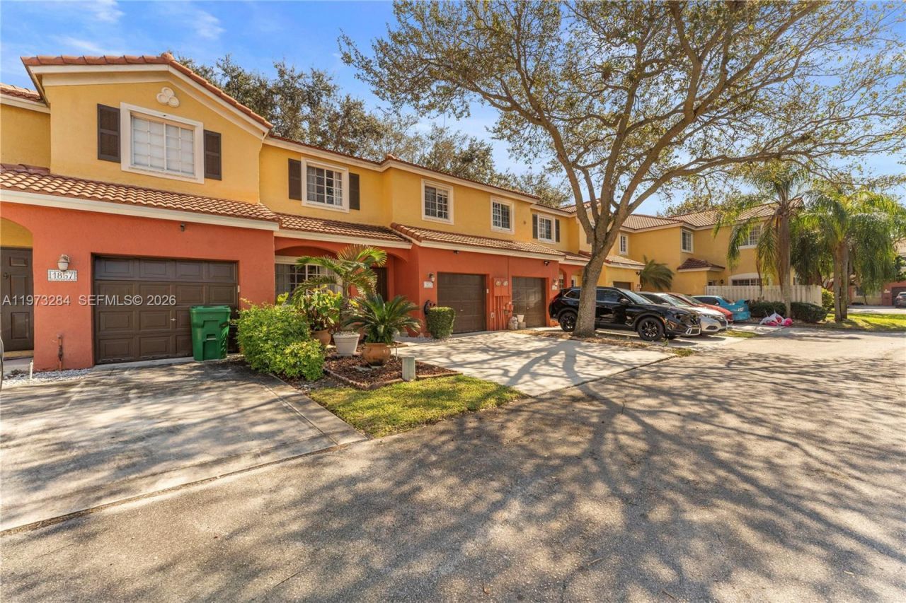 1855 SW 103rd Ave, Miramar, FL 33025 Photo