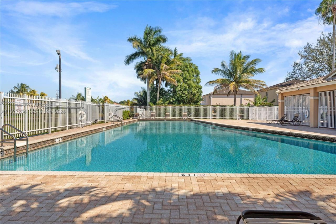 1855 SW 103rd Ave, Miramar, FL 33025 Photo