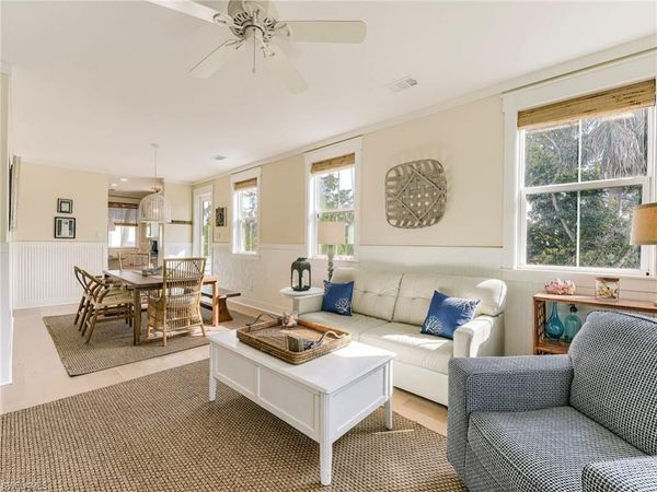 1550 Centre ST, SANIBEL, FL 33957