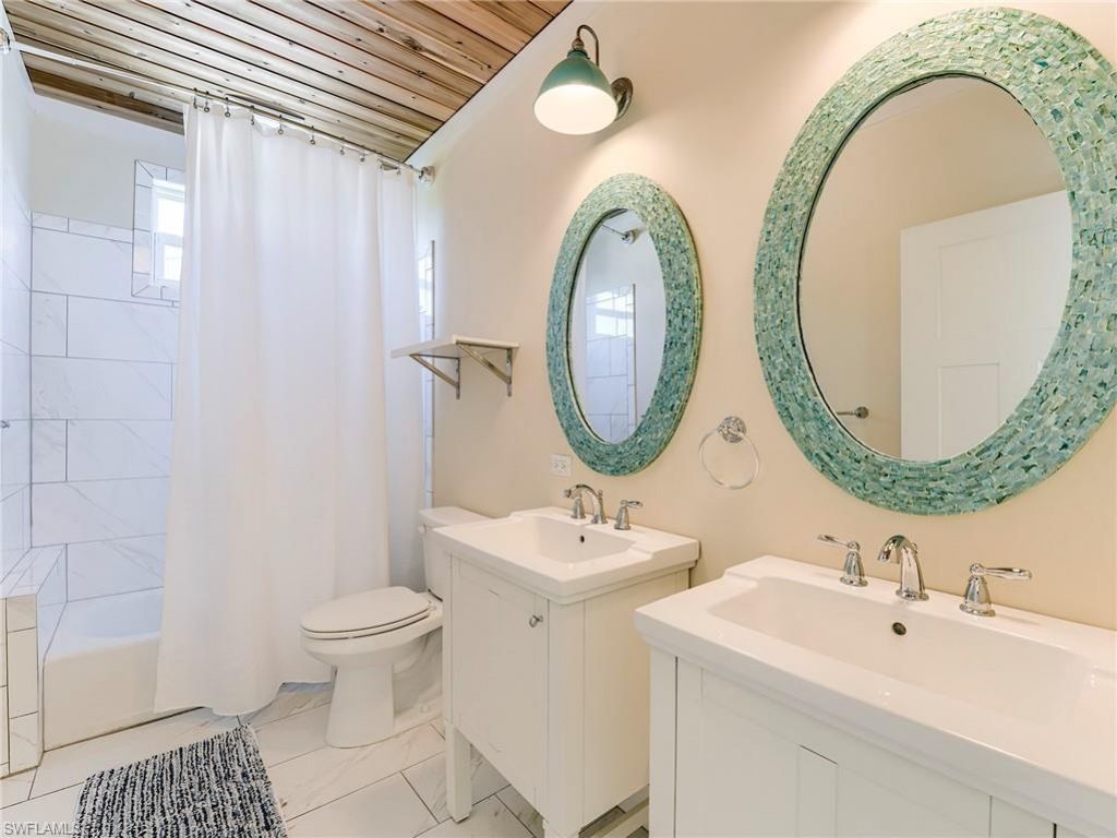 1550 Centre St, Sanibel, FL 33957 Photo