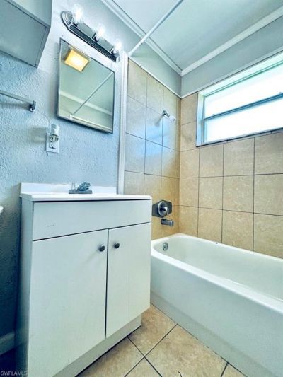 913 Hudson Ave, Lehigh Acres, FL 33936 Photo