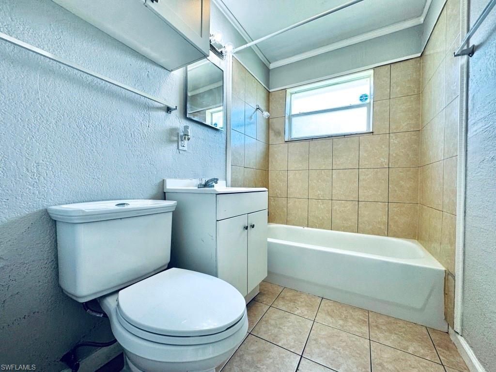 913 Hudson Ave, Lehigh Acres, FL 33936 Photo