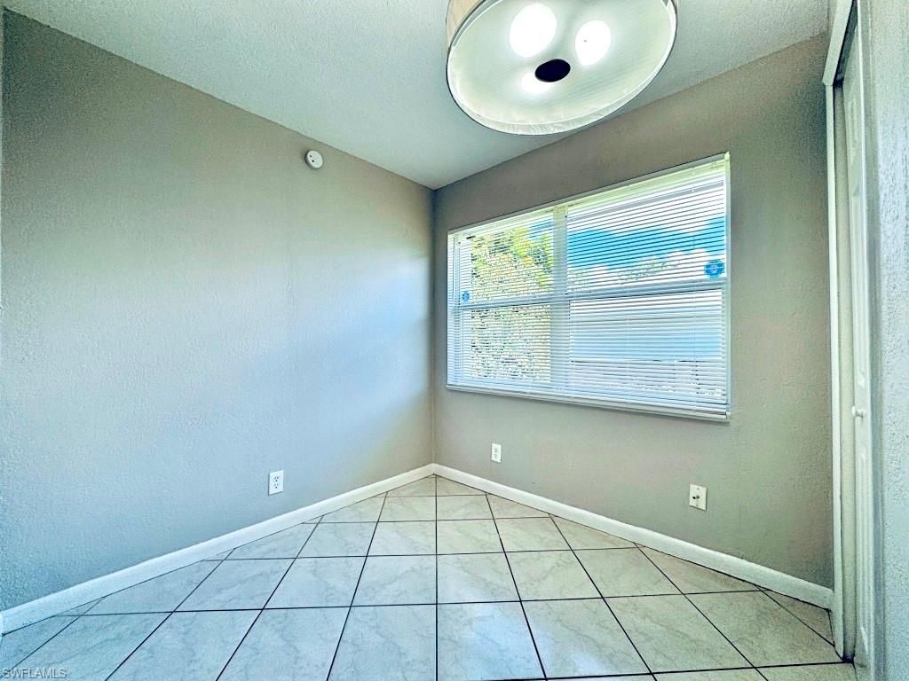 913 Hudson Ave, Lehigh Acres, FL 33936 Photo