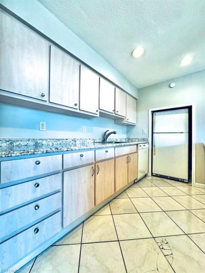913 Hudson Ave, Lehigh Acres, FL 33936 Photo