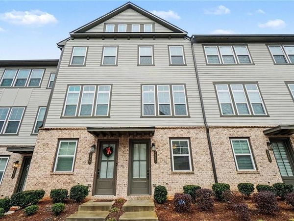 3963 Allegretto Circle , Atlanta, GA 30339