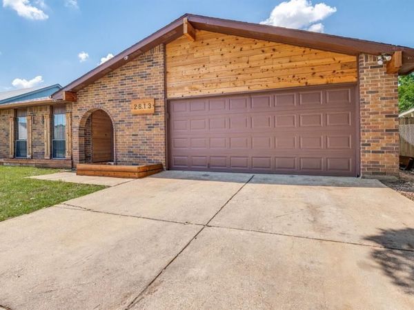 2813 Woodlark Drive, Fort Worth, TX 76123