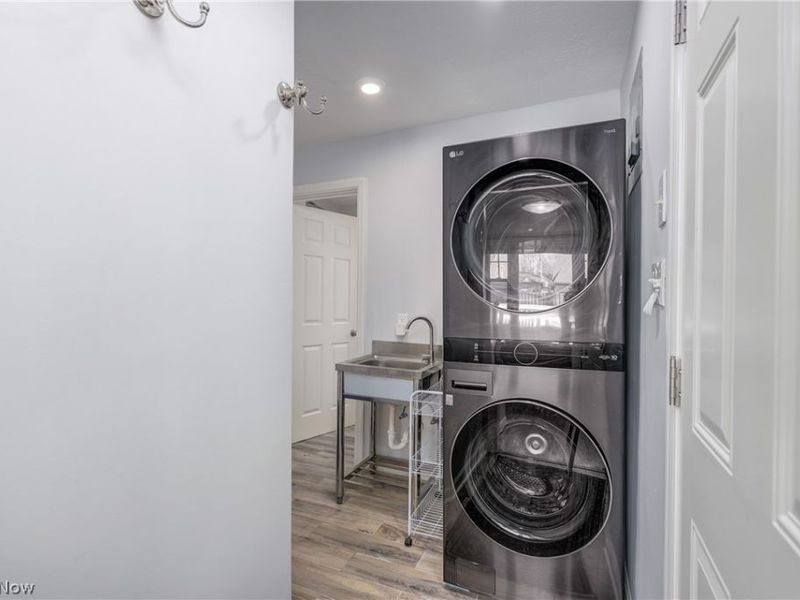 2570 Jameston Drive, Rocky River, OH 44116 Photo 18