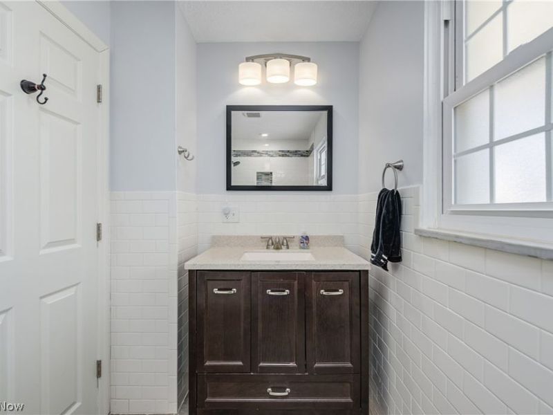 2570 Jameston Drive, Rocky River, OH 44116 Photo 19