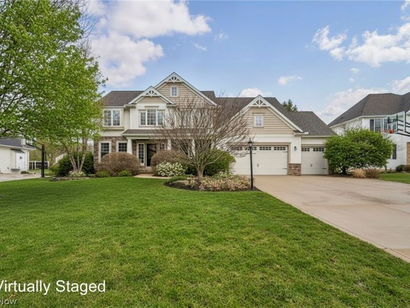 5551 Brook Run Drive, Medina, OH 44256 Photo 2