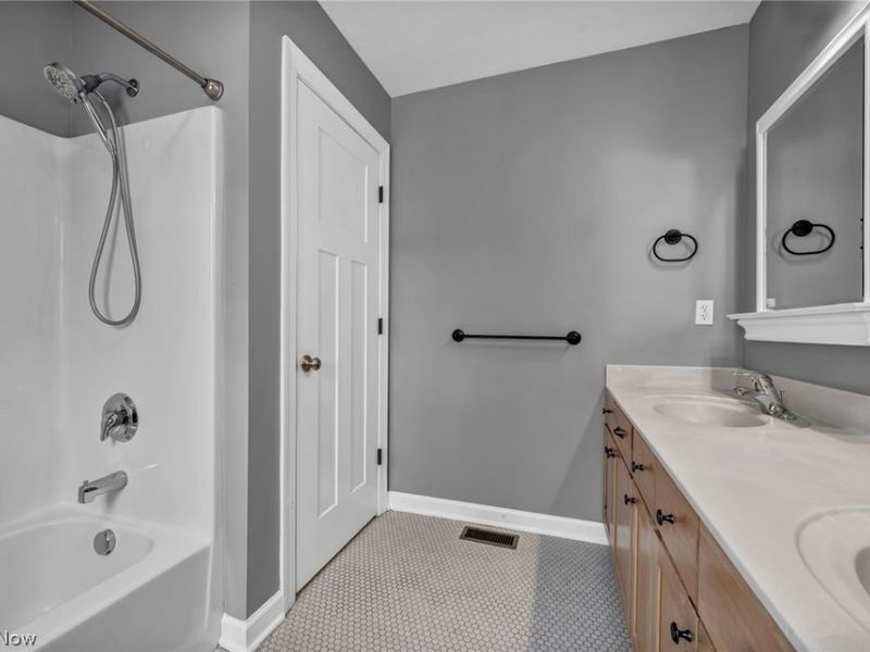 5551 Brook Run Drive, Medina, OH 44256 Photo 25