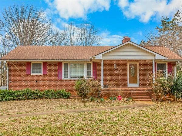 120 Martindale Road, Winston-Salem, NC 27107