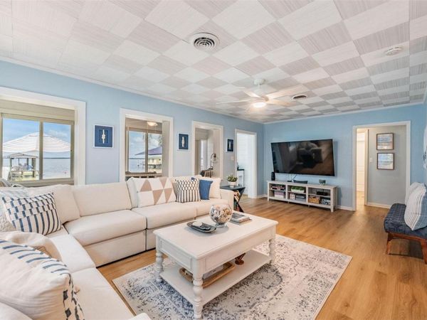 13850 SE 124TH STREET , OCKLAWAHA, FL 32179