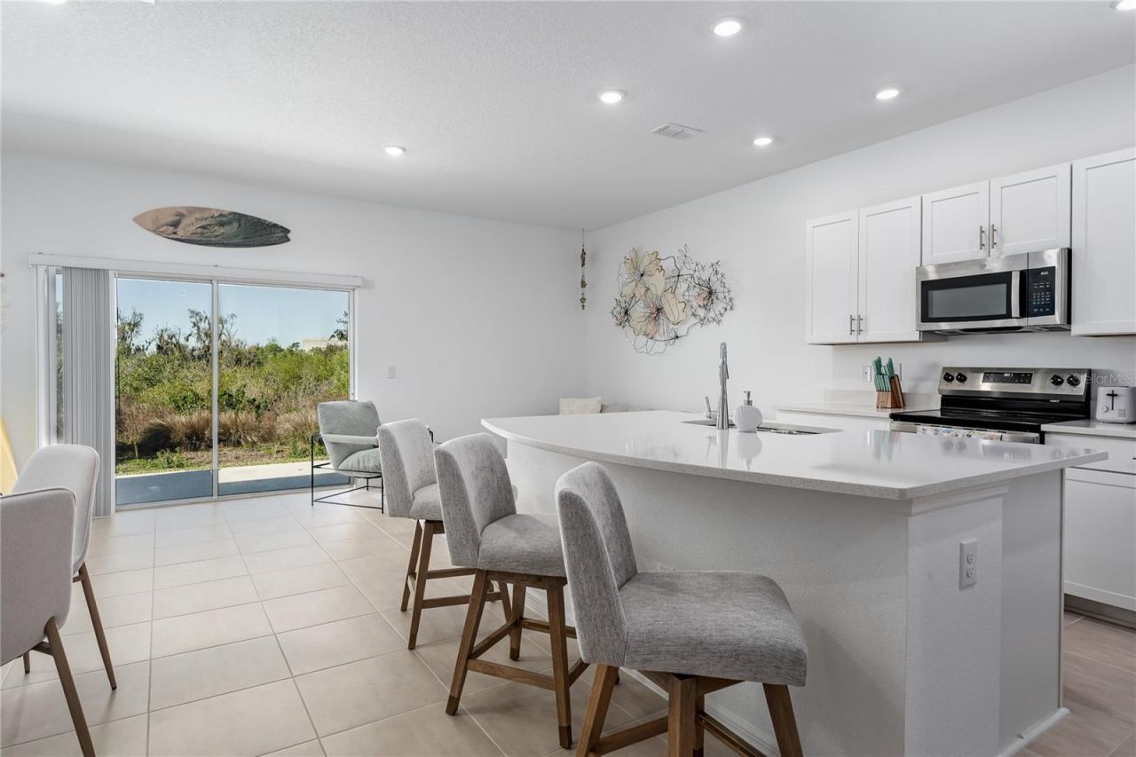 6011 Whetstone Court, Palmetto, FL 34221 Photo