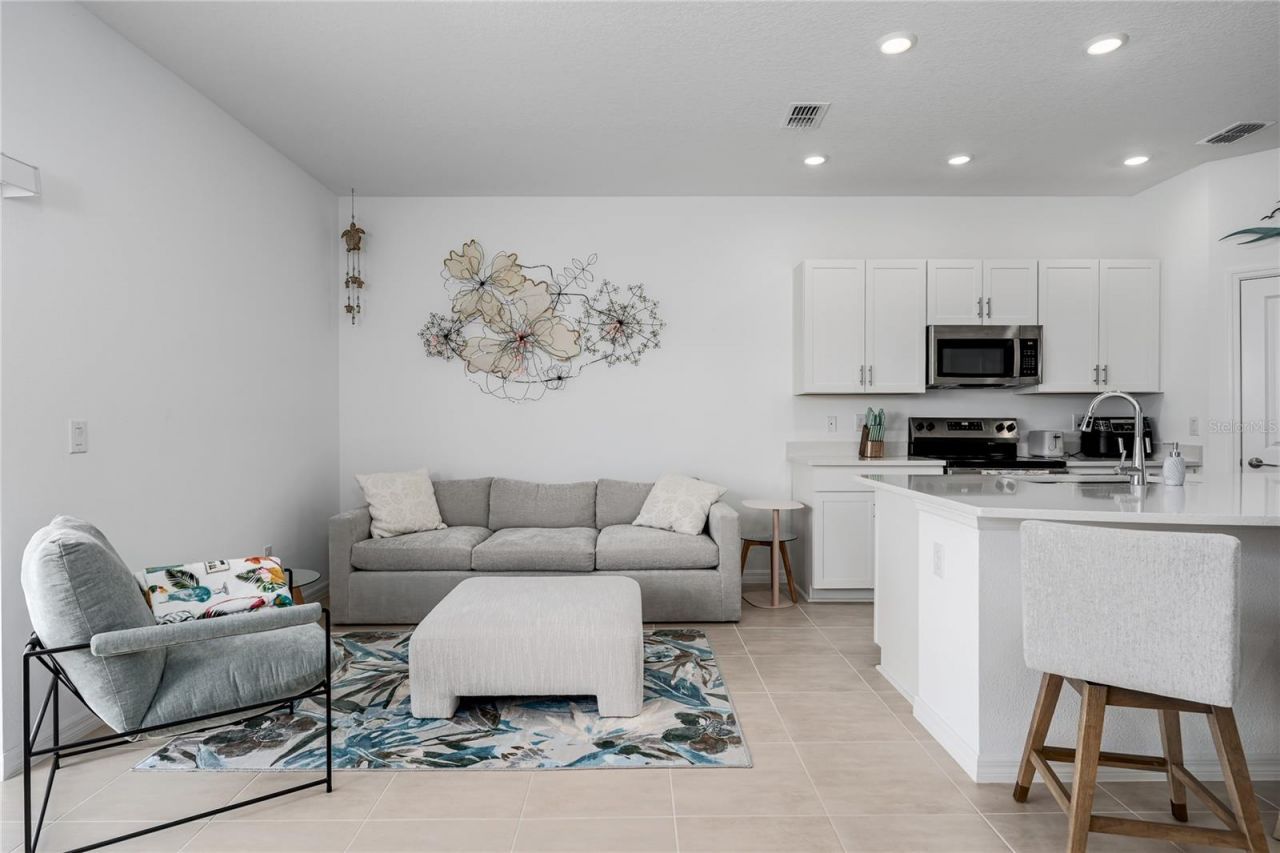 6011 Whetstone Court, Palmetto, FL 34221 Photo