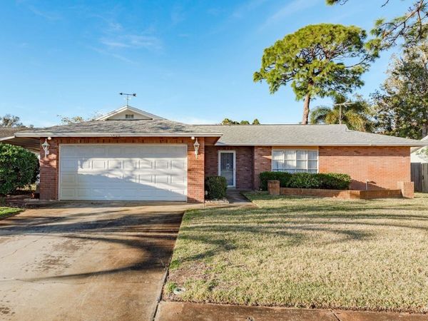 1408 GARDEN AVENUE, TARPON SPRINGS, FL 34689