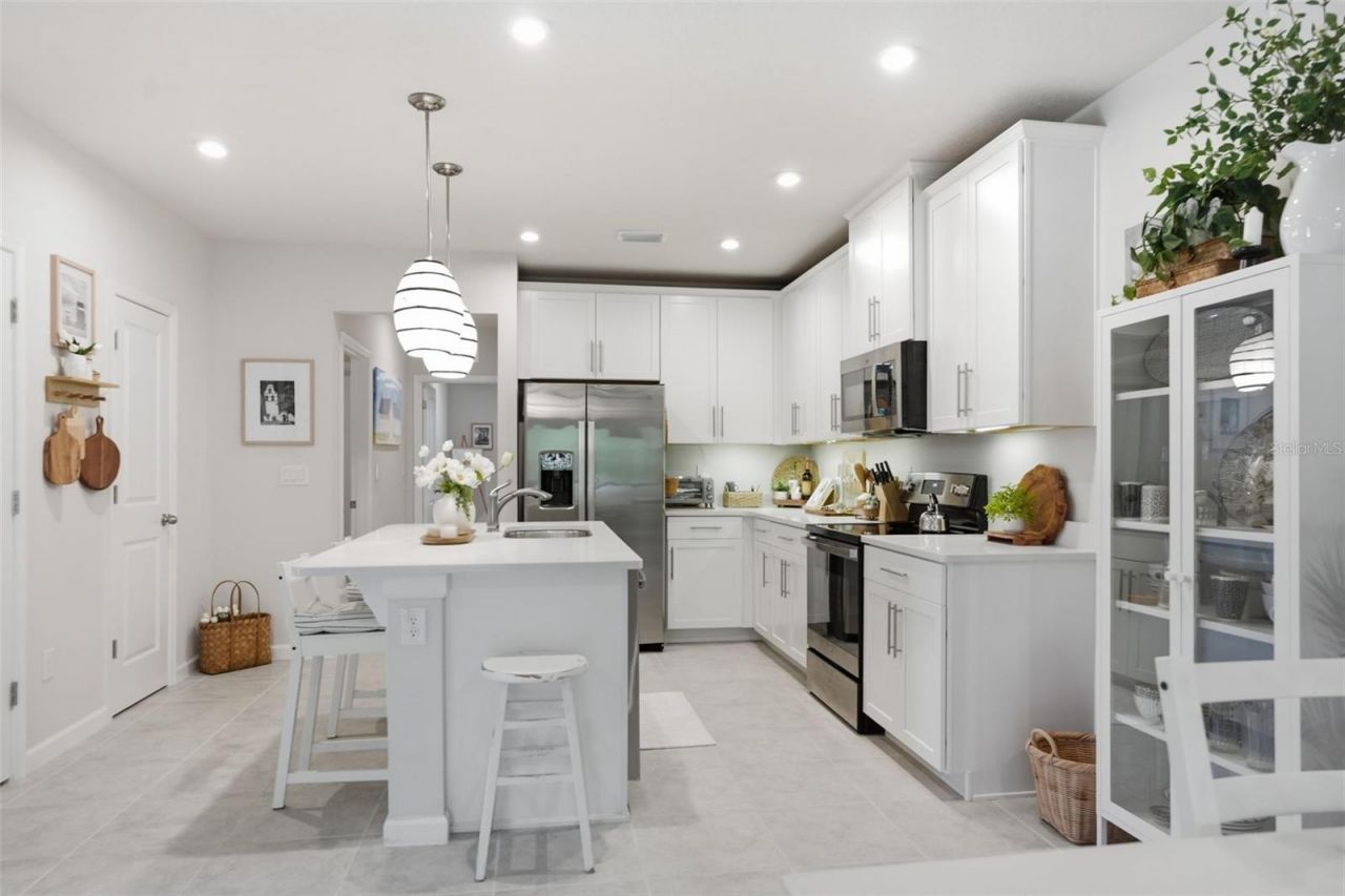 18093 Turning Leaf Circle, Land O Lakes, FL 34638 Photo