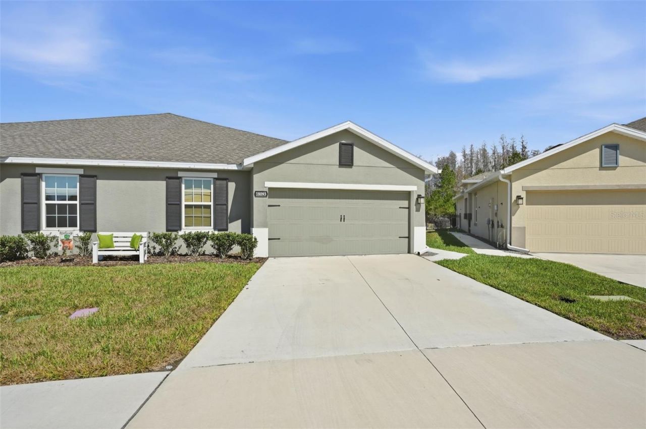 18093 Turning Leaf Circle, Land O Lakes, FL 34638 Photo