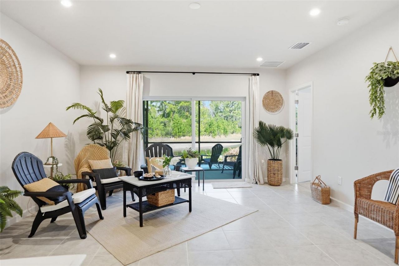 18093 Turning Leaf Circle, Land O Lakes, FL 34638 Photo
