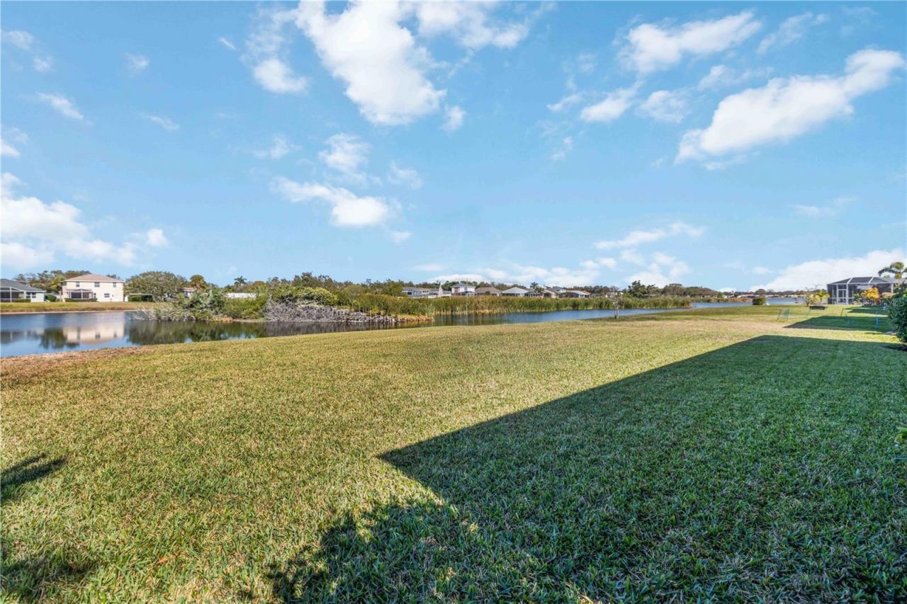 5220 Lakehurst Court, Palmetto, FL 34221 Photo