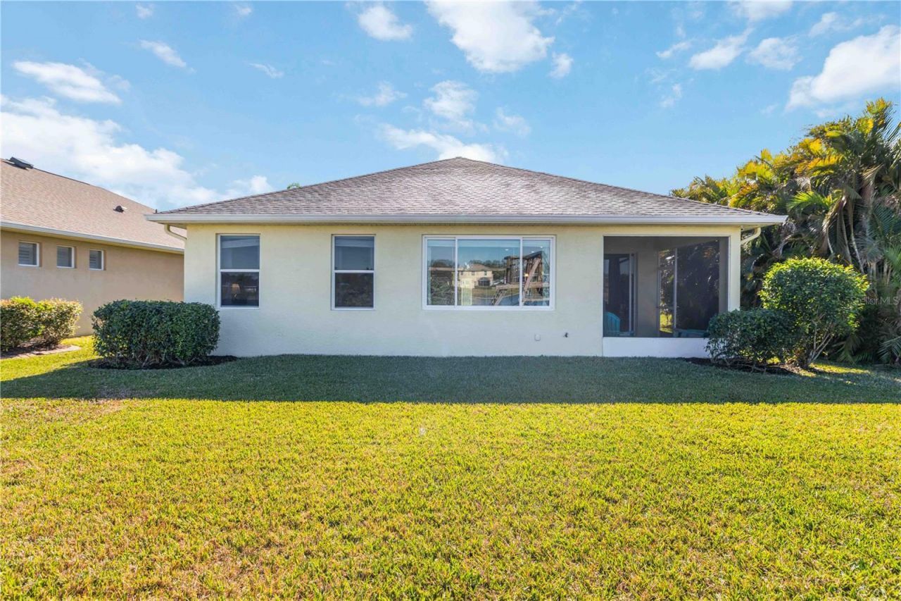 5220 Lakehurst Court, Palmetto, FL 34221 Photo