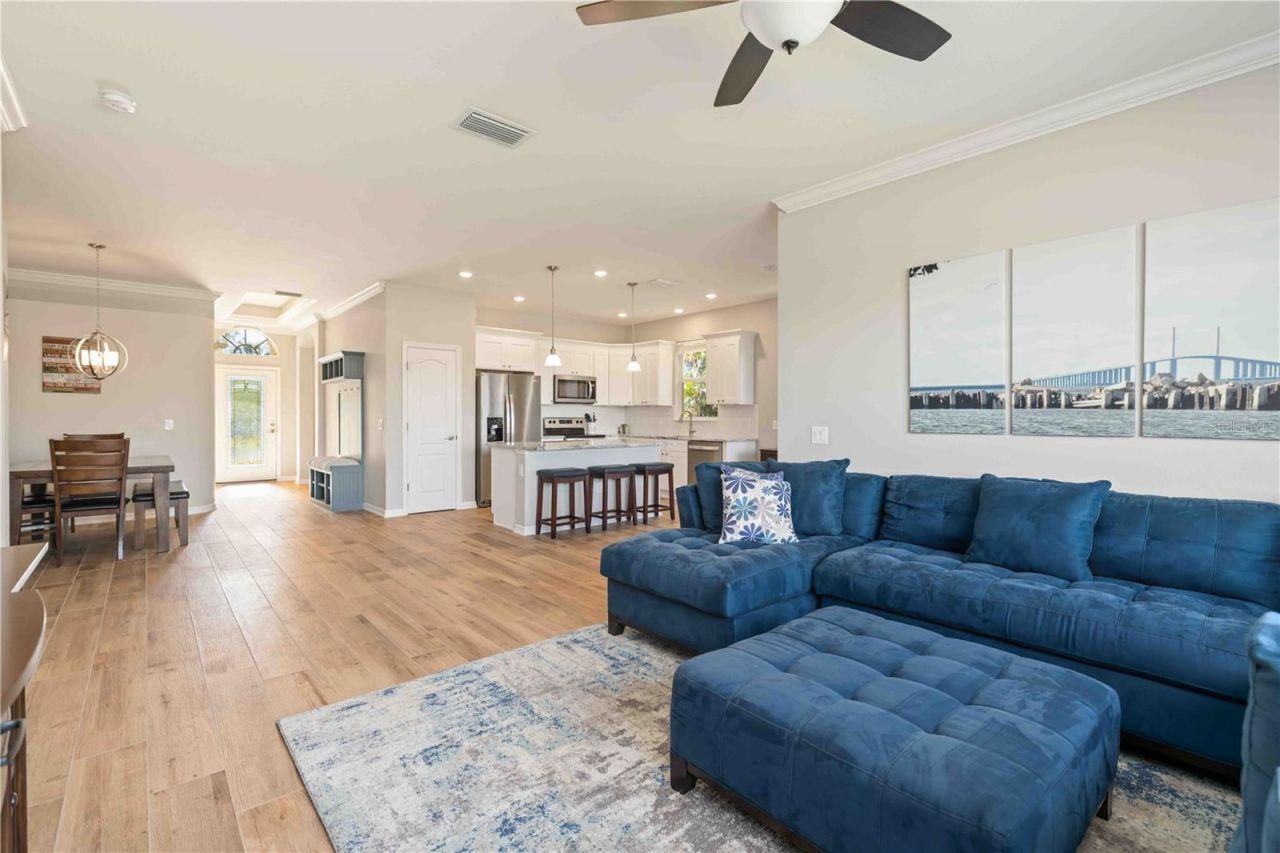 5220 Lakehurst Court, Palmetto, FL 34221 Photo