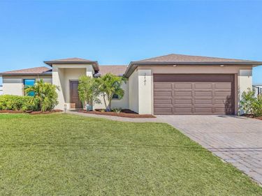 2101 NE 36TH TERRACE , CAPE CORAL, FL 33909