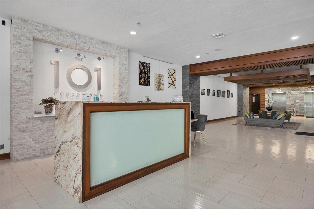 101 S Gulfstream Avenue , Unit 9A, Sarasota, FL 34236 Photo