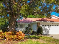 5611 Garden Lakes Drive  Primary Photo