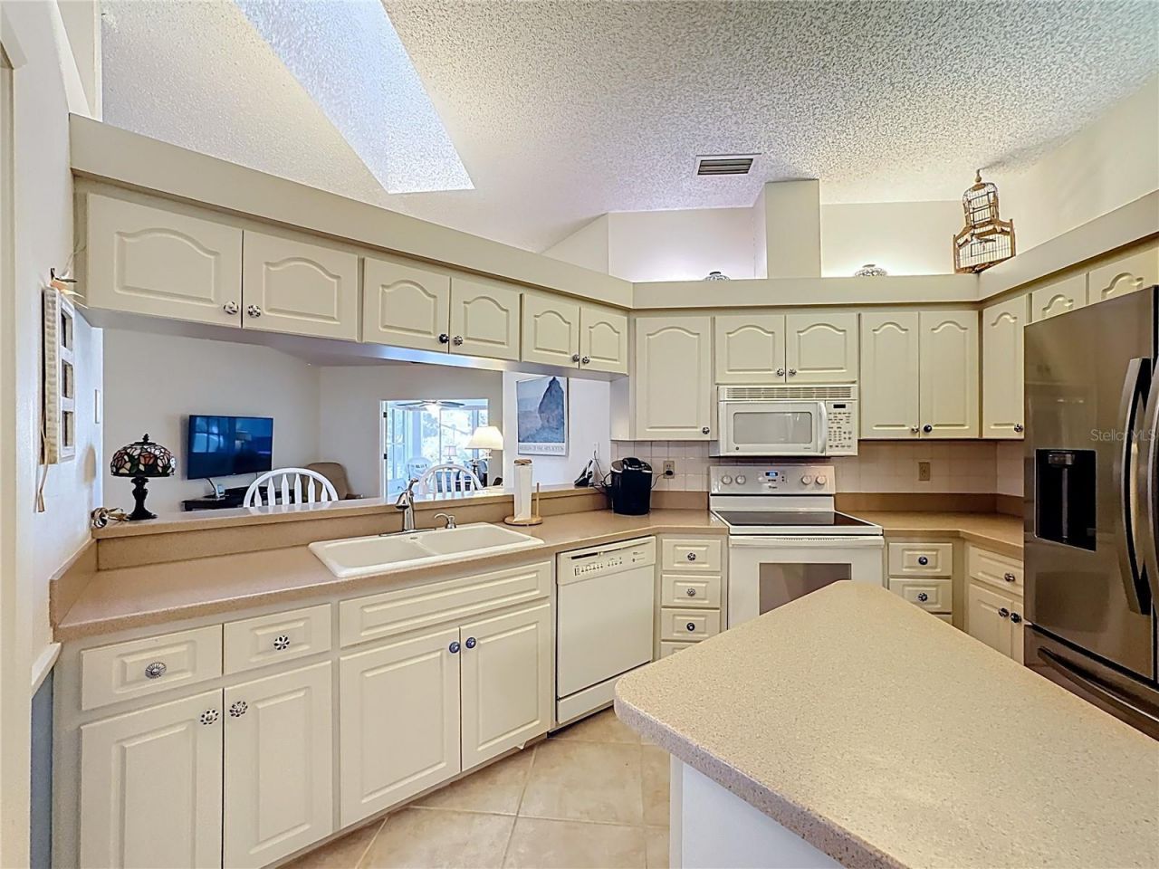 5611 Garden Lakes Drive, Bradenton, FL 34203 Photo