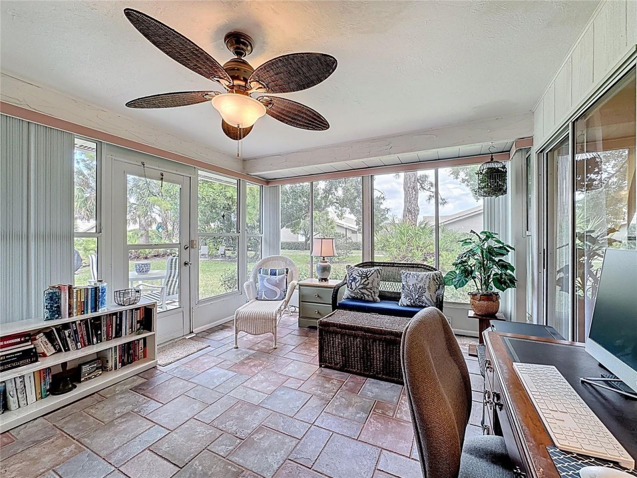 5611 Garden Lakes Drive, Bradenton, FL 34203 Photo