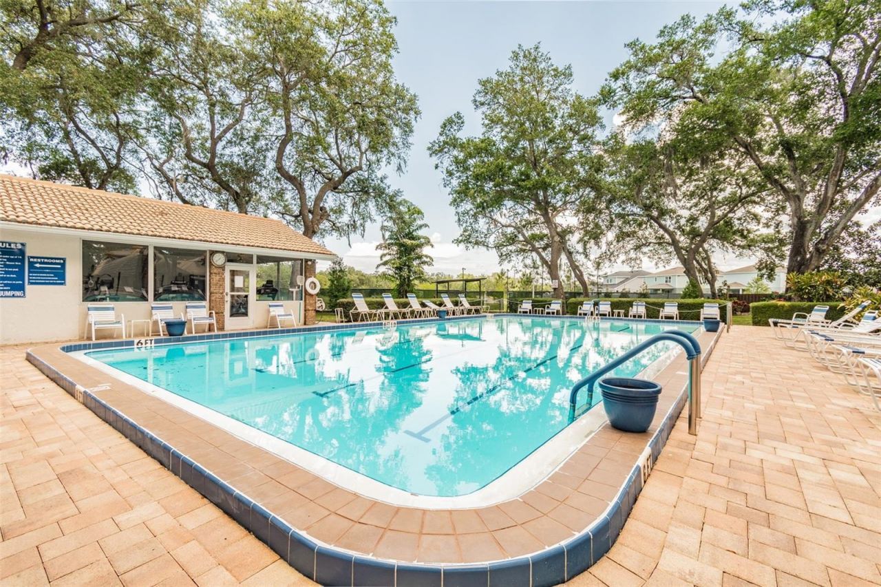 5611 Garden Lakes Drive, Bradenton, FL 34203 Photo