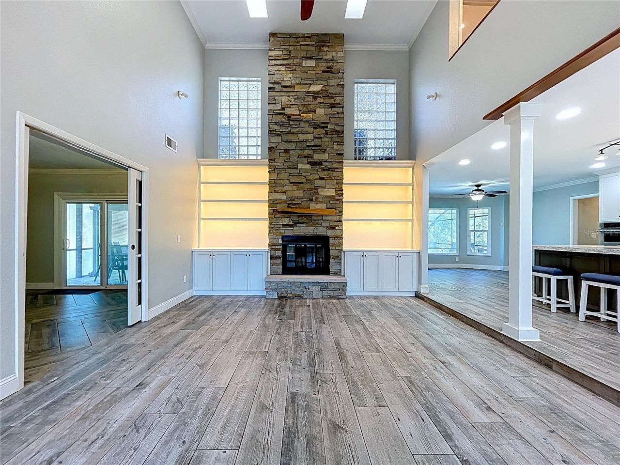 10655 Lakeview Drive, New Port Richey, FL 34654 Photo