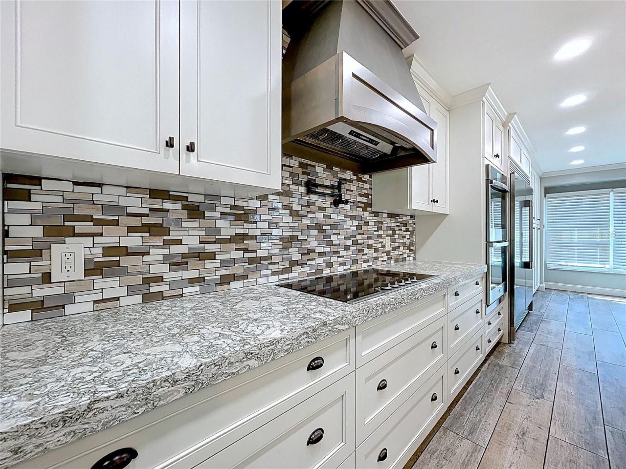 10655 Lakeview Drive , New Port Richey, FL 34654 Photo