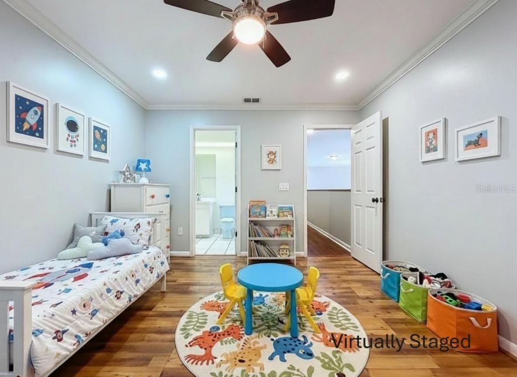 10655 Lakeview Drive, New Port Richey, FL 34654 Photo