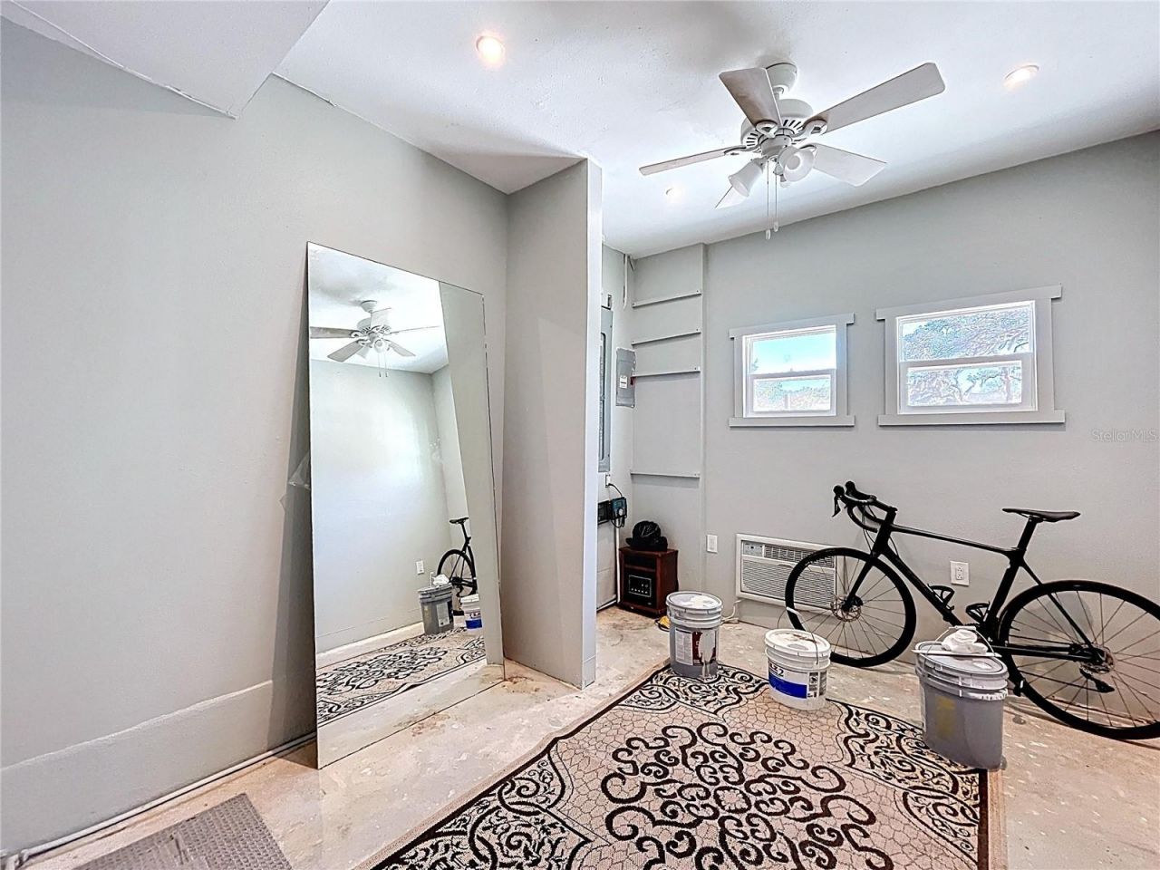 10655 Lakeview Drive, New Port Richey, FL 34654 Photo