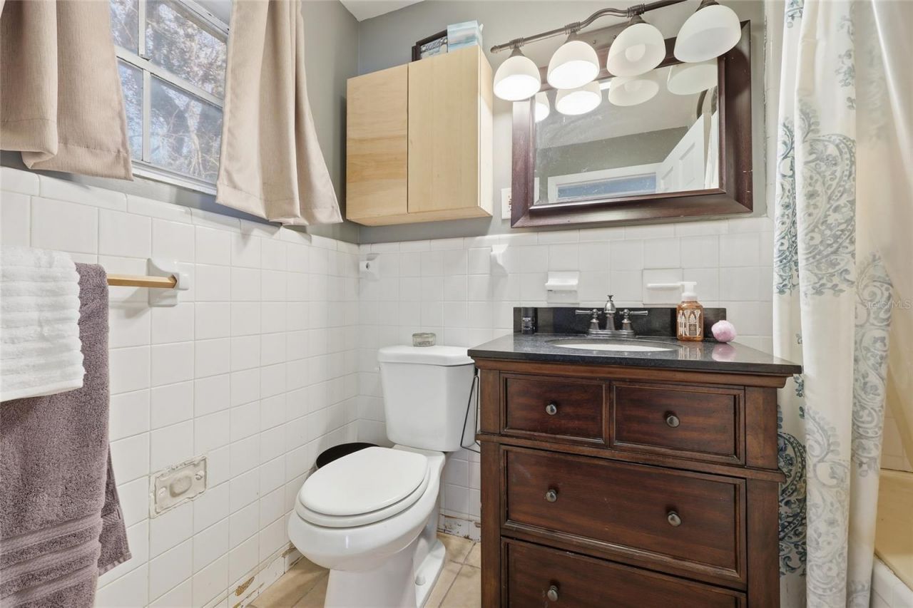 917 SW 2nd Avenue, Trenton, FL 32693 Photo