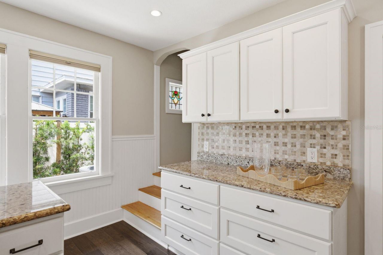 800 18th Avenue N, Saint Petersburg, FL 33704 Photo