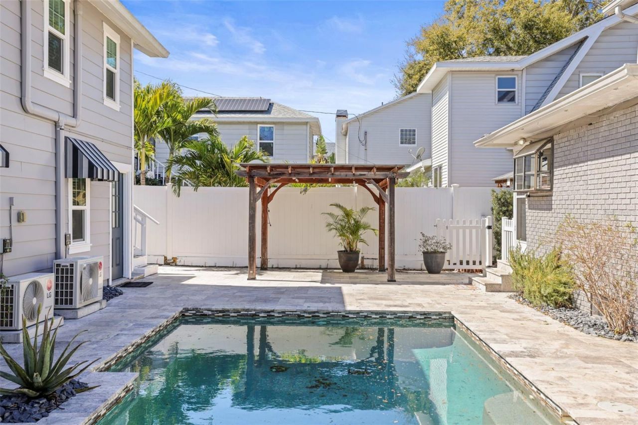 800 18th Avenue N, Saint Petersburg, FL 33704 Photo