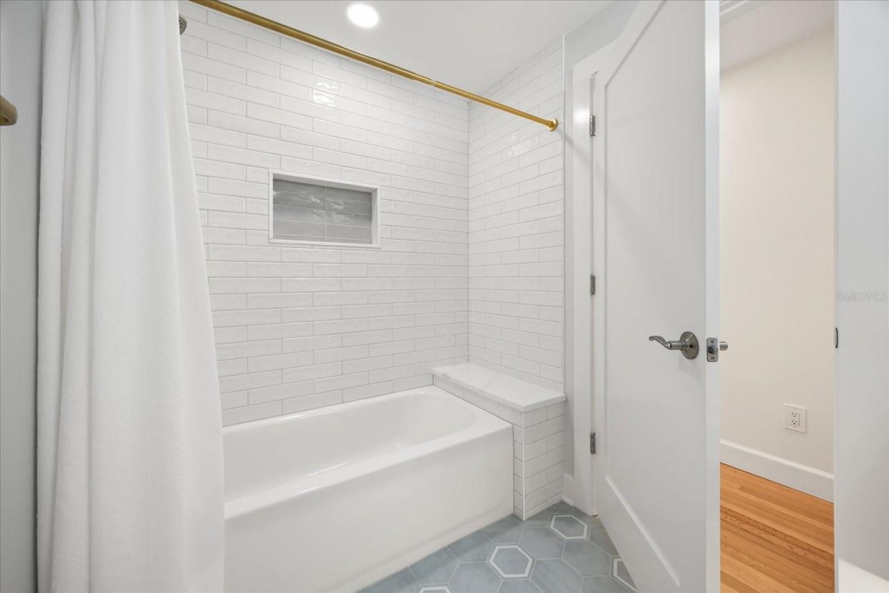 4311 Waterfront Parkway, Orlando, FL 32806 Photo