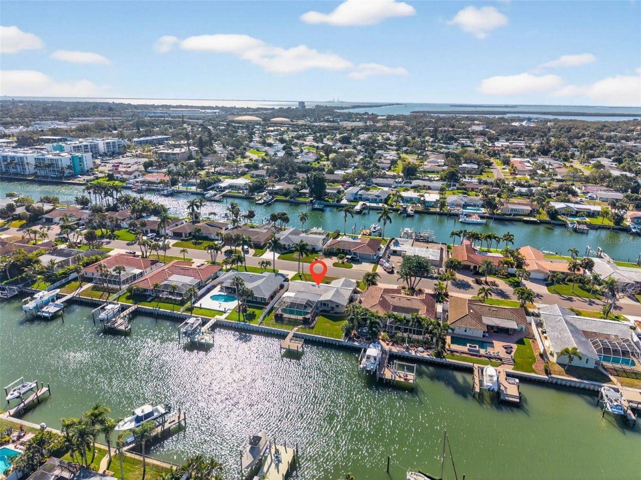 3927 48th Avenue S, Saint Petersburg, FL 33711 Photo