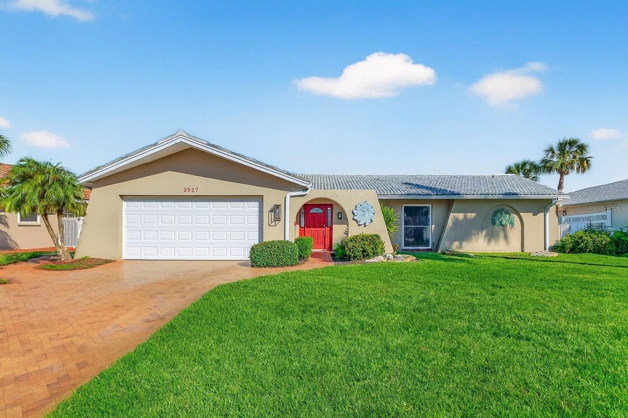 3927 48th Avenue S, Saint Petersburg, FL 33711 Photo