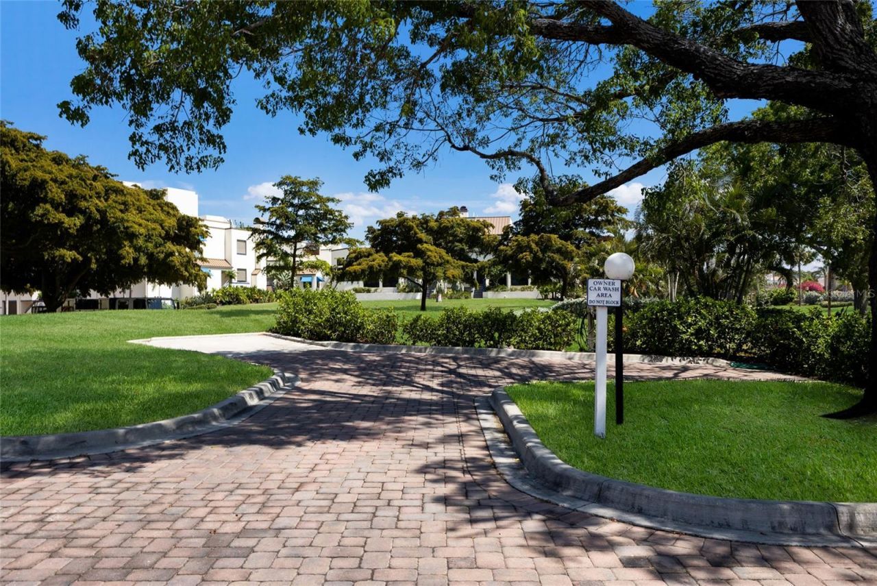 1912 Harbourside Drive , Unit 604, Longboat Key, FL 34228 Photo