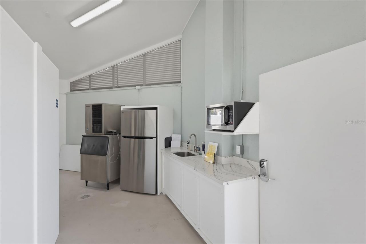 1912 Harbourside Drive , Unit 604, Longboat Key, FL 34228 Photo